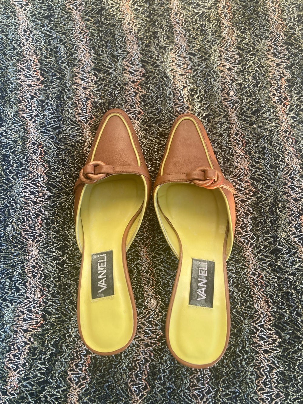 Vaneli Brown Leather Knot Pointed Mule